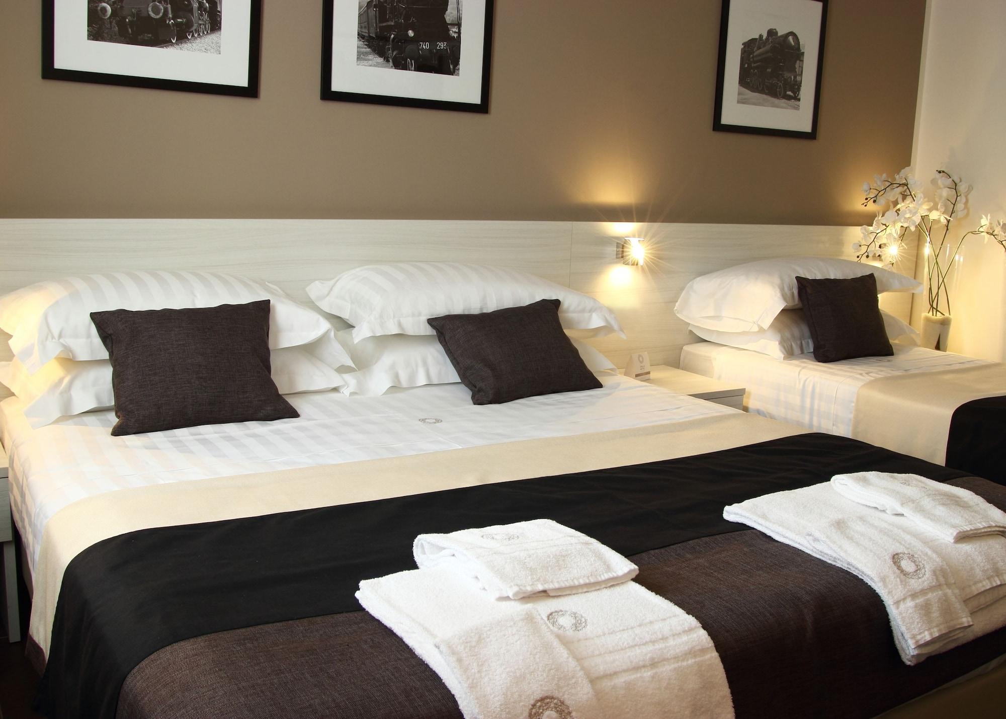 สเตลเล โฮเต็ล เดอะ บิสสิเนสต์ Hotel เนเปิลส์ ภายนอก รูปภาพ