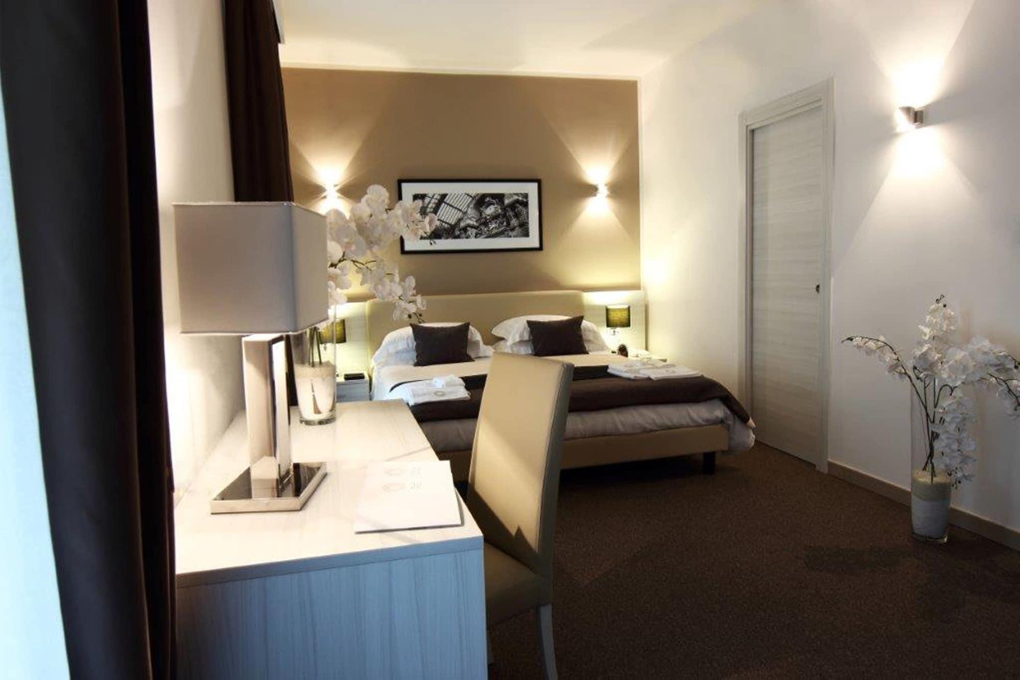 สเตลเล โฮเต็ล เดอะ บิสสิเนสต์ Hotel เนเปิลส์ ภายนอก รูปภาพ