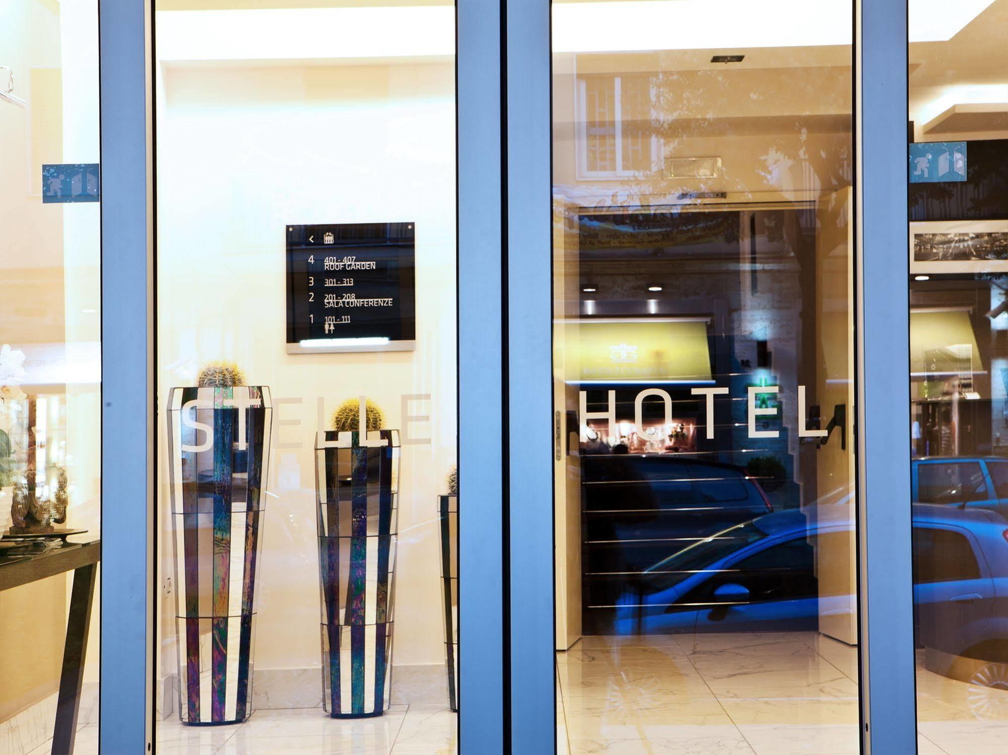 สเตลเล โฮเต็ล เดอะ บิสสิเนสต์ Hotel เนเปิลส์ ภายนอก รูปภาพ